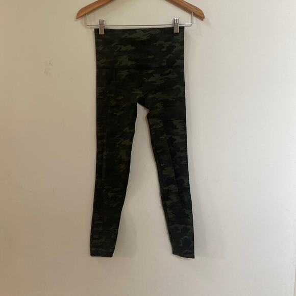 Spanx 'Look At Me Now' High Waisted Seamless Legging Camo Green Size Small - Picture 2 of 7